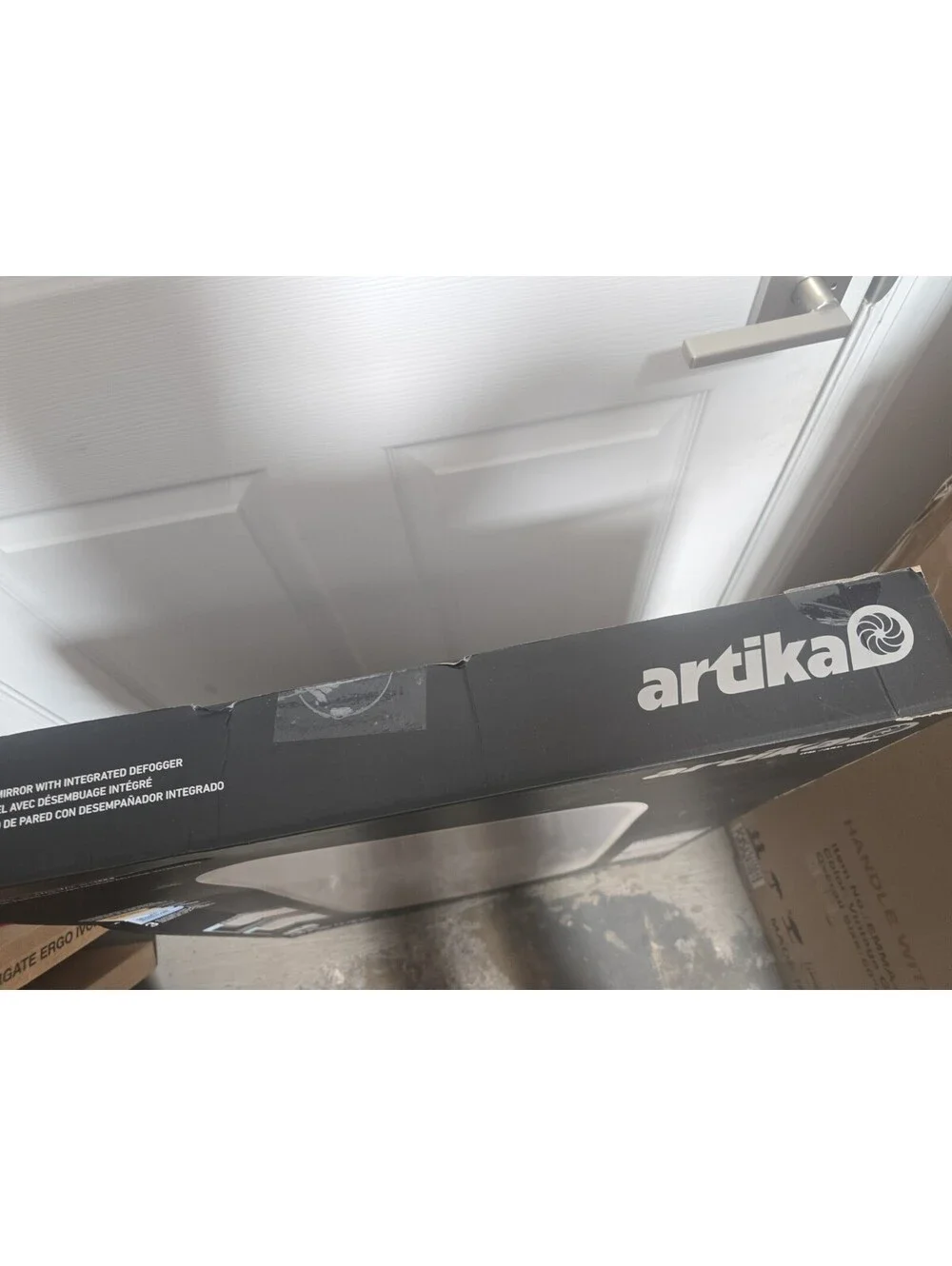 Artika Royce 32 x 24 Led Vanity Light